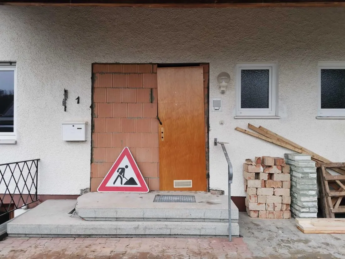 Alter Eingang zugemauert